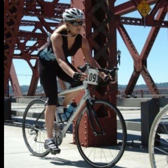 Meet your Posher, Joanne - Picture 1 of 1